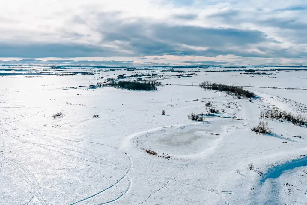 50010 733a Township Sexsmith AB T0H 3C0