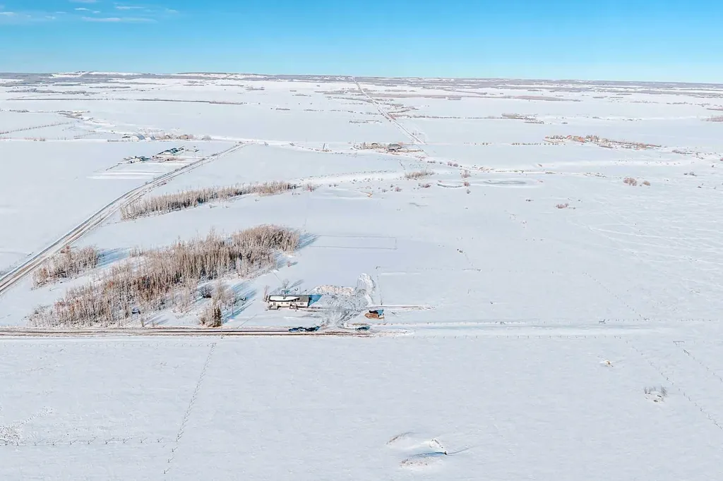 50010 733a Township Sexsmith AB T0H 3C0