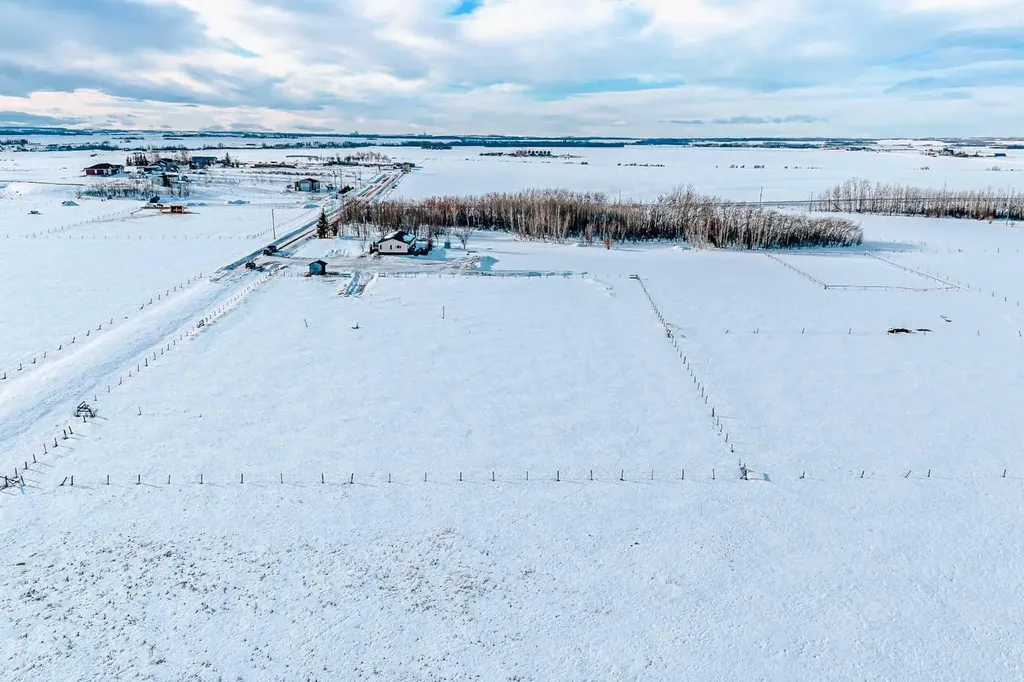 50010 733a Township Sexsmith AB T0H 3C0