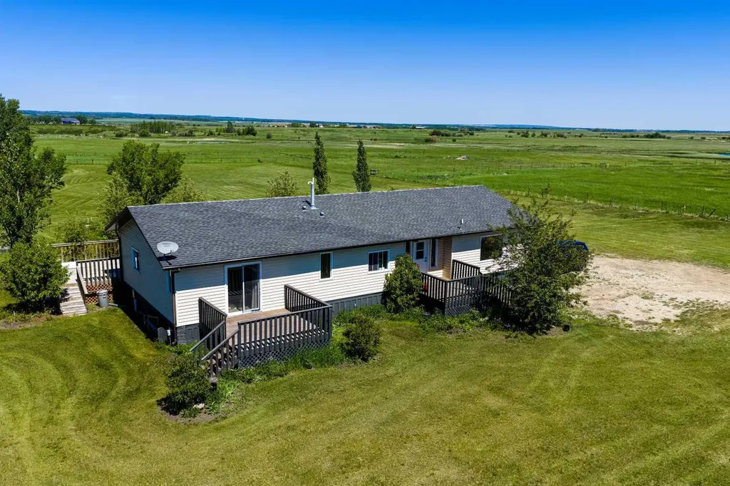 50010 733a Township Sexsmith AB T0H 3C0