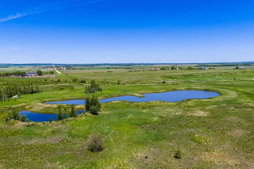 50010 733a Township Sexsmith AB T0H 3C0