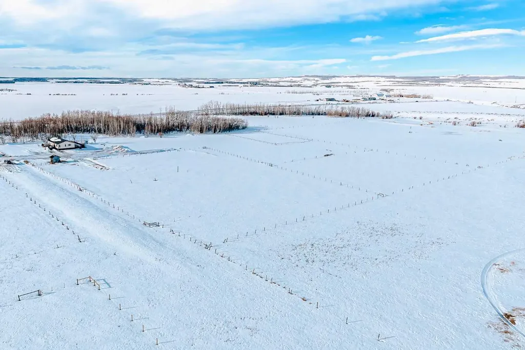 50010 733a Township Sexsmith AB T0H 3C0