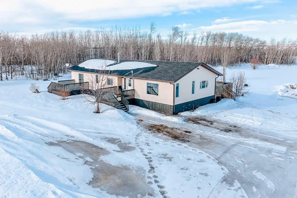 50010 733a Township Sexsmith AB T0H 3C0