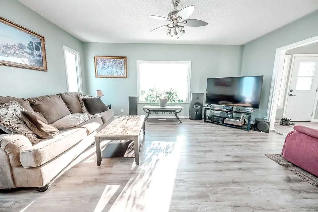 50010 733a Township Sexsmith AB T0H 3C0
