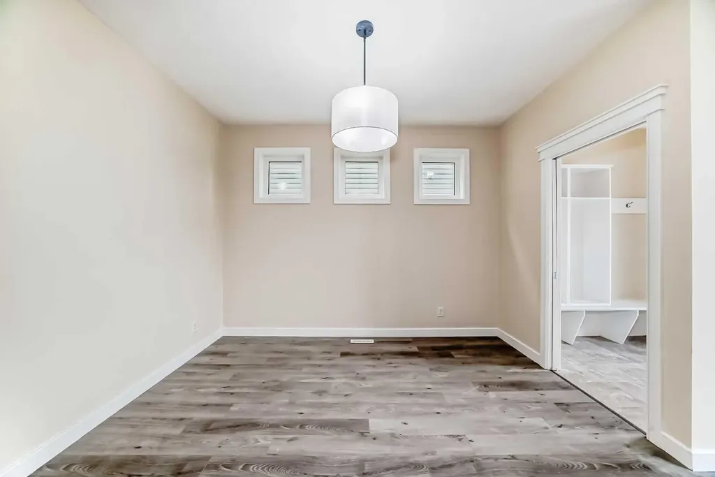 437 Redstone Grove NE Calgary AB T3N0T7