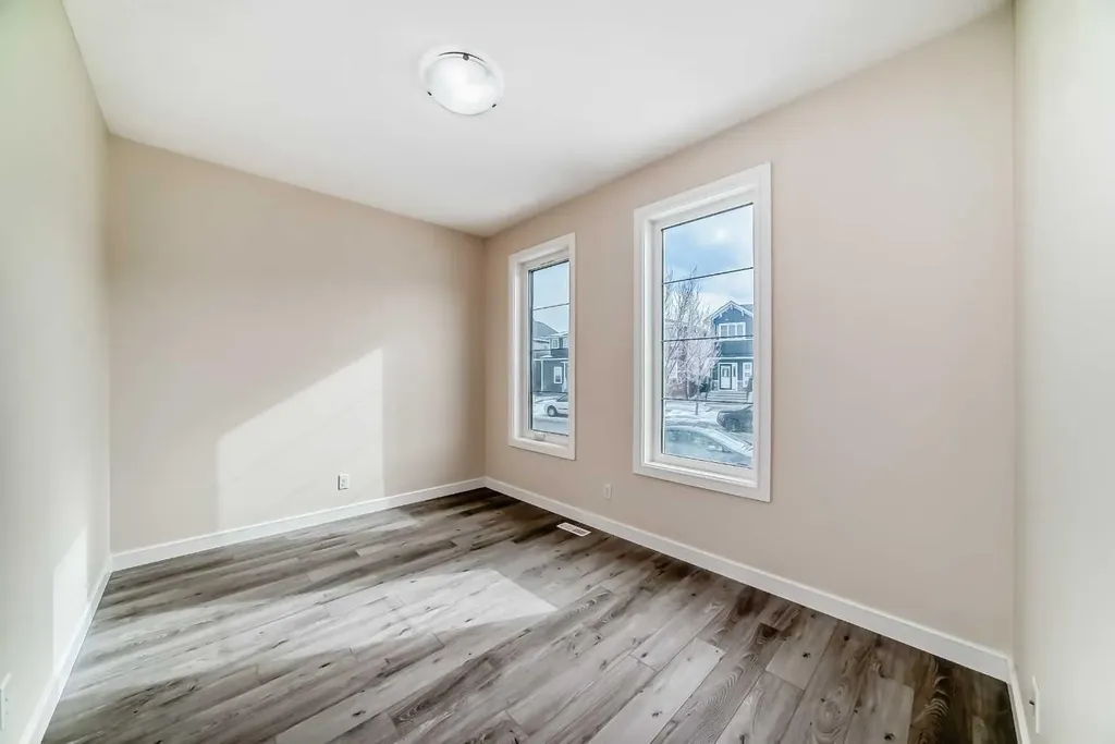 437 Redstone Grove NE Calgary AB T3N0T7
