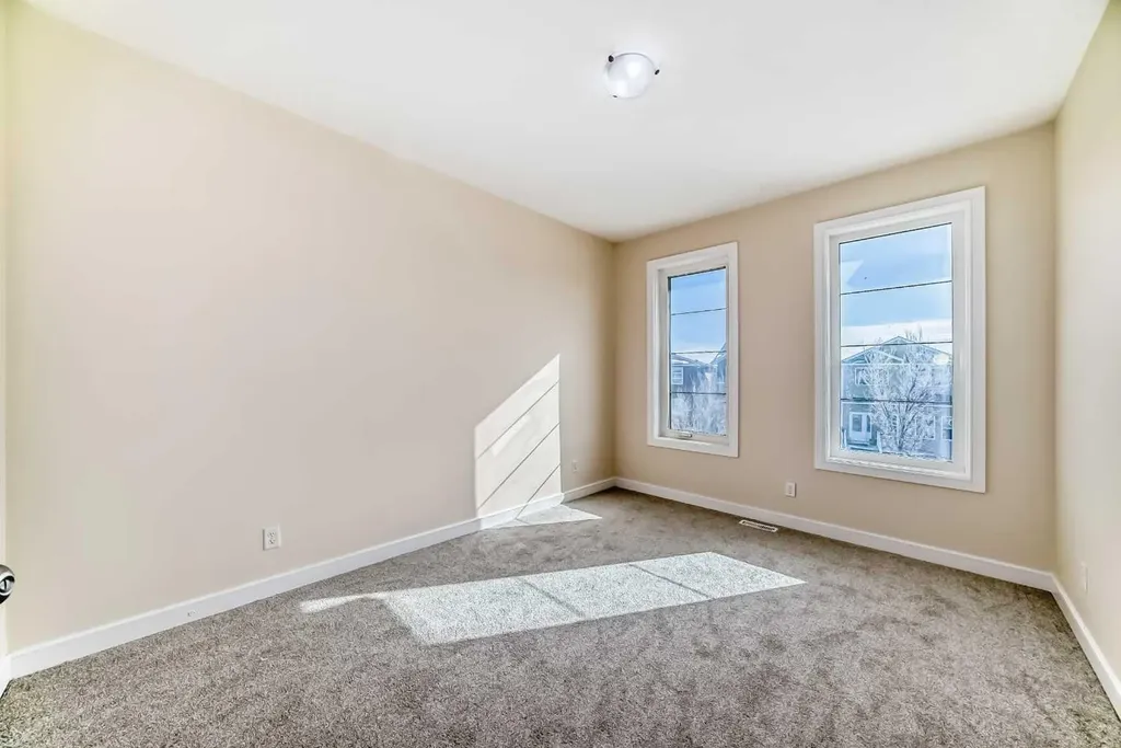 437 Redstone Grove NE Calgary AB T3N0T7