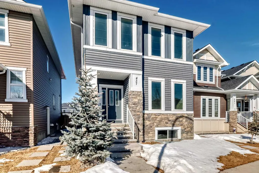 437 Redstone Grove NE Calgary AB T3N0T7