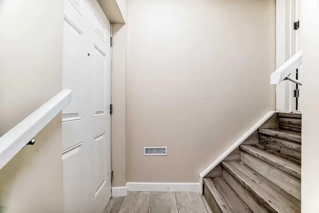 437 Redstone Grove NE Calgary AB T3N0T7