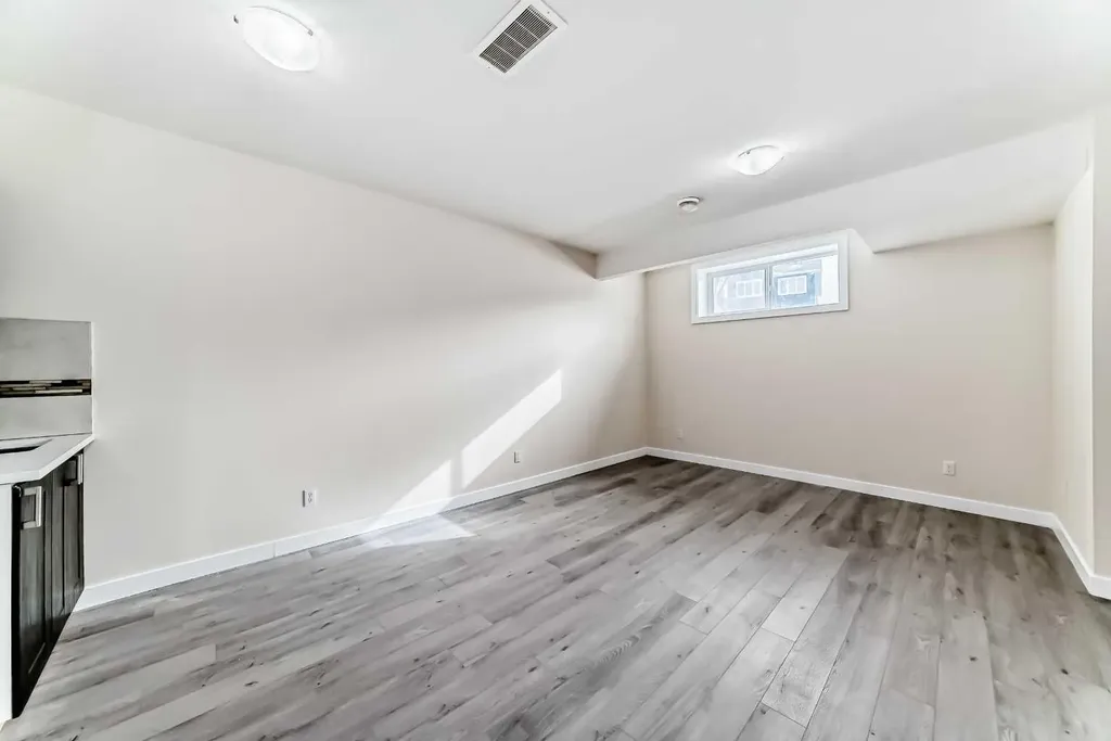 437 Redstone Grove NE Calgary AB T3N0T7