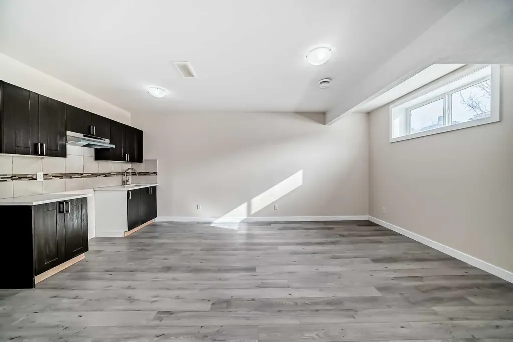 437 Redstone Grove NE Calgary AB T3N0T7