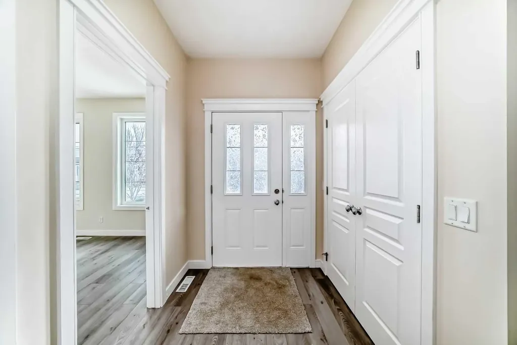 437 Redstone Grove NE Calgary AB T3N0T7