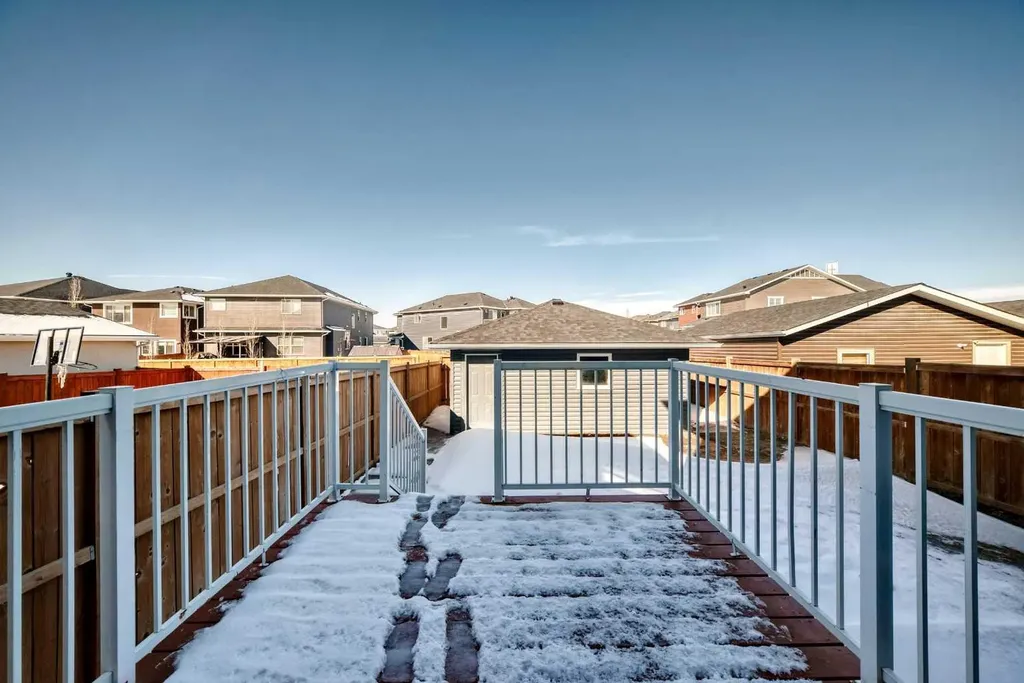 437 Redstone Grove NE Calgary AB T3N0T7