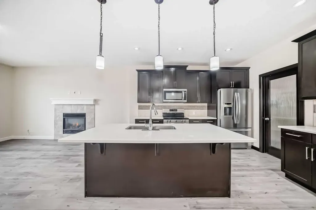 437 Redstone Grove NE Calgary AB T3N0T7