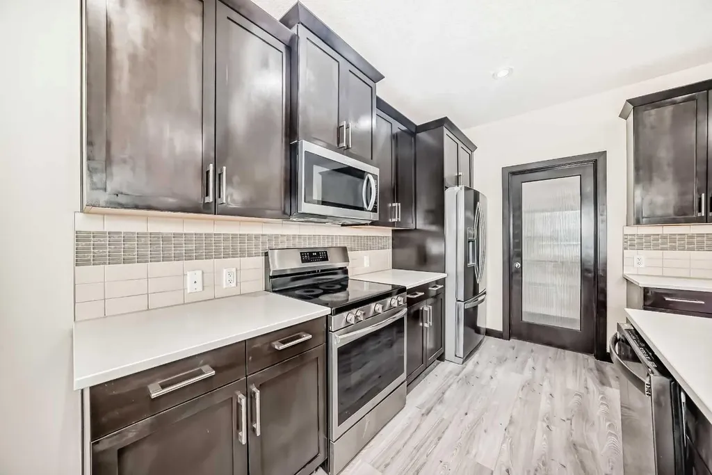 437 Redstone Grove NE Calgary AB T3N0T7