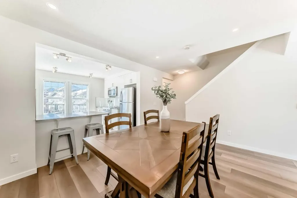 272 Cranbrook Square SE Calgary AB T3M3K8