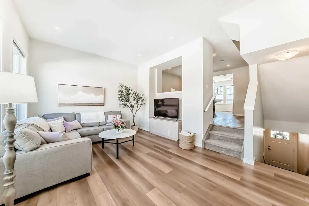 272 Cranbrook Square SE Calgary AB T3M3K8