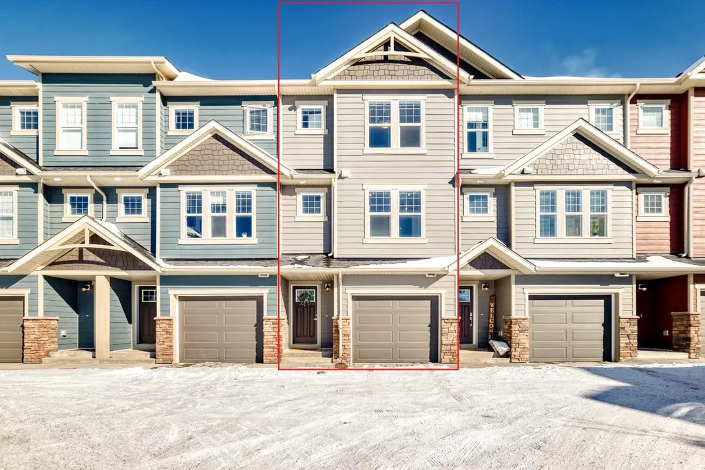 272 Cranbrook Square SE Calgary AB T3M3K8