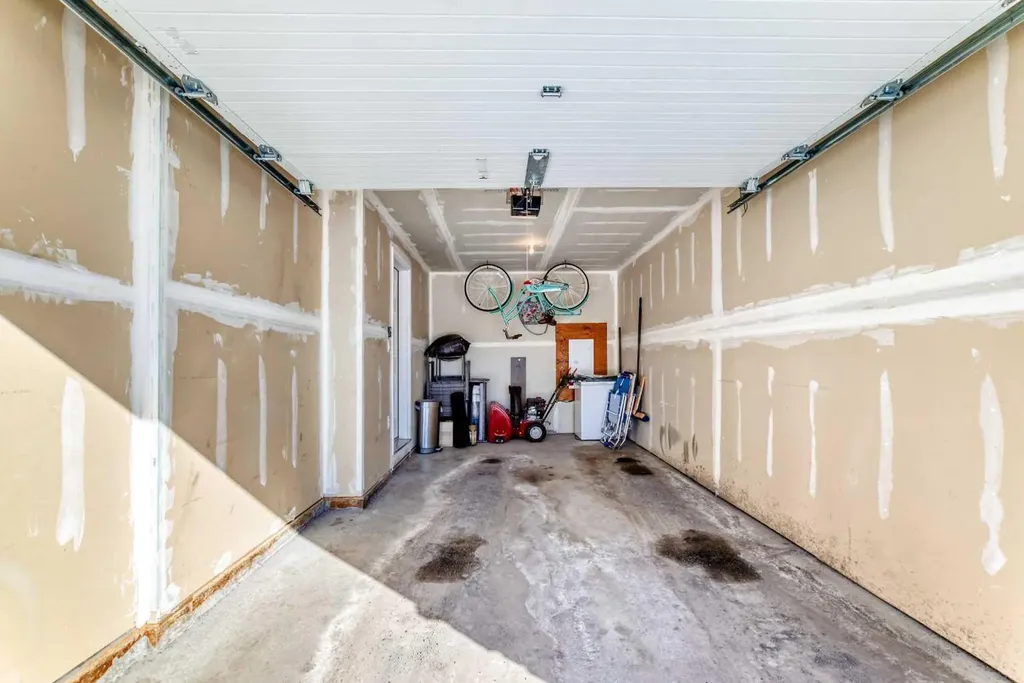 272 Cranbrook Square SE Calgary AB T3M3K8