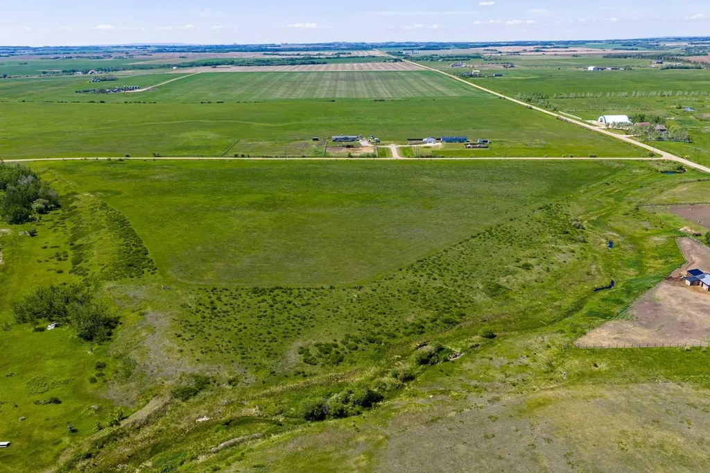 Kleskun Springs 50010 733a Township Sexsmith AB T0H 3C0