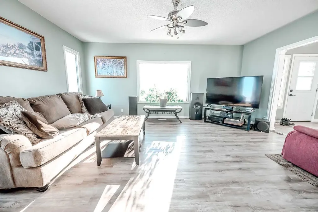 Kleskun Springs 50010 733a Township Sexsmith AB T0H 3C0