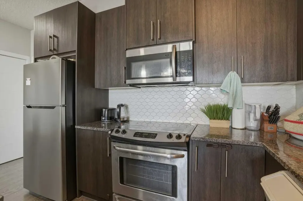 12 Sage Hill Terrace NW Calgary AB T3R 0W6