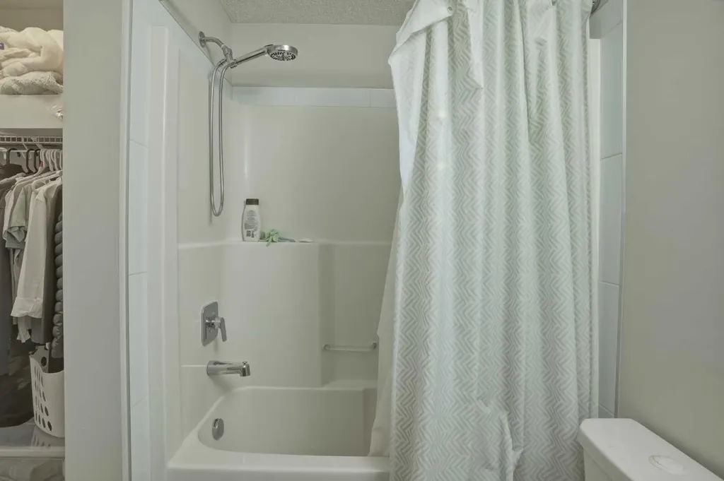12 Sage Hill Terrace NW Calgary AB T3R 0W6