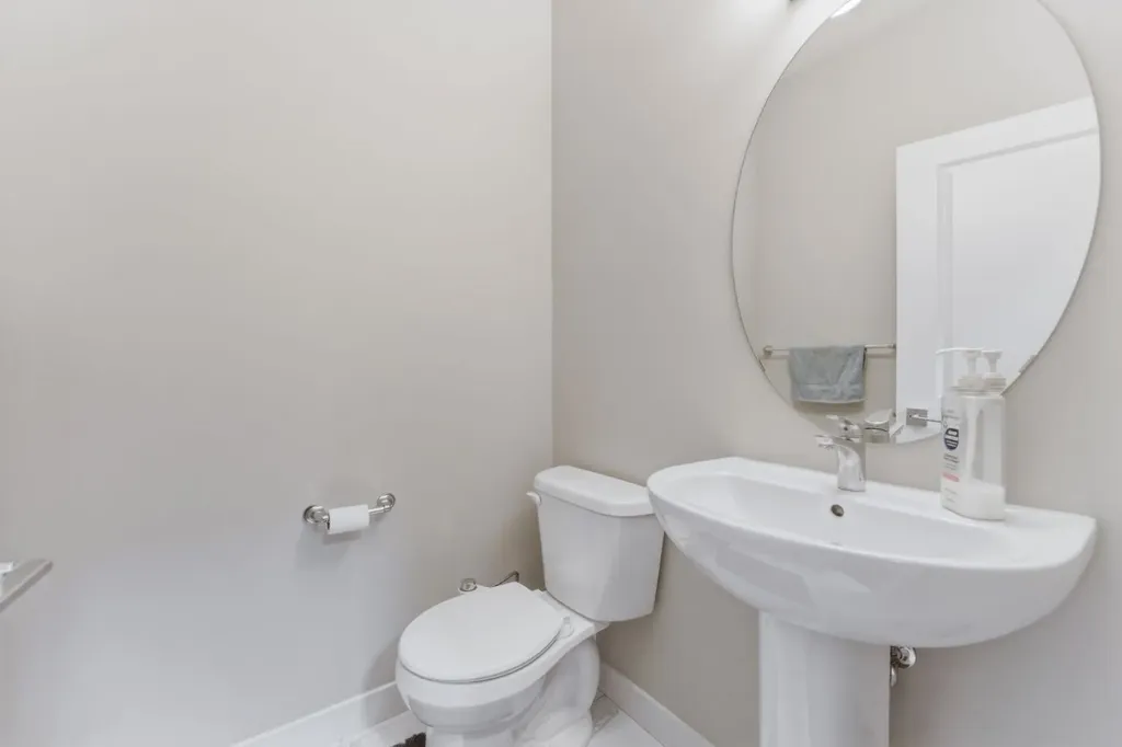 14 Belvedere Point SE Calgary AB T2A 7G1