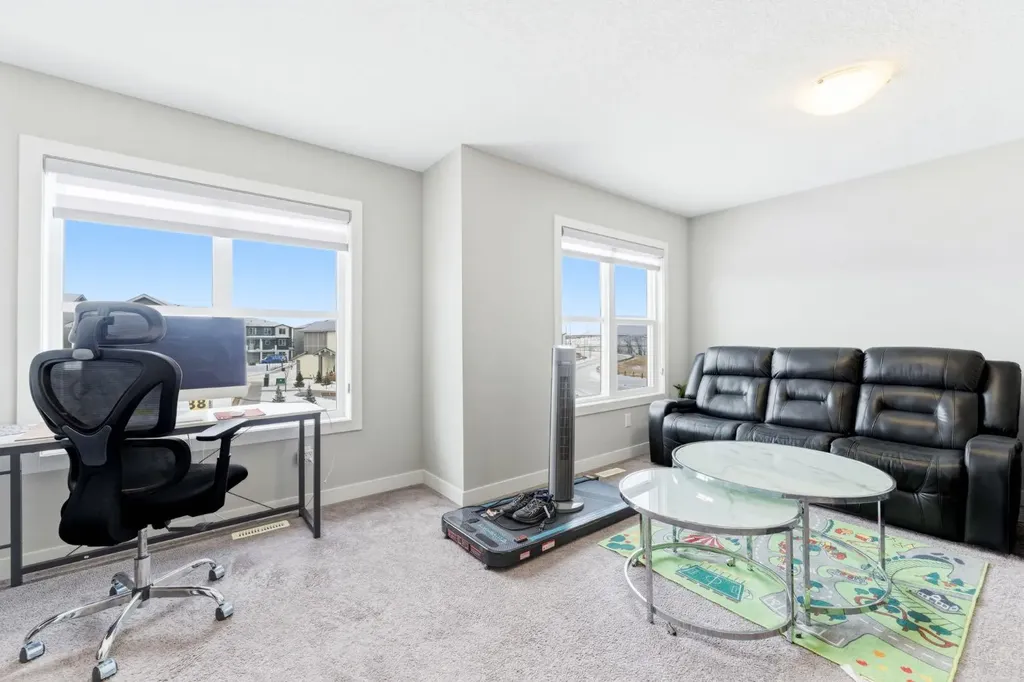 14 Belvedere Point SE Calgary AB T2A 7G1