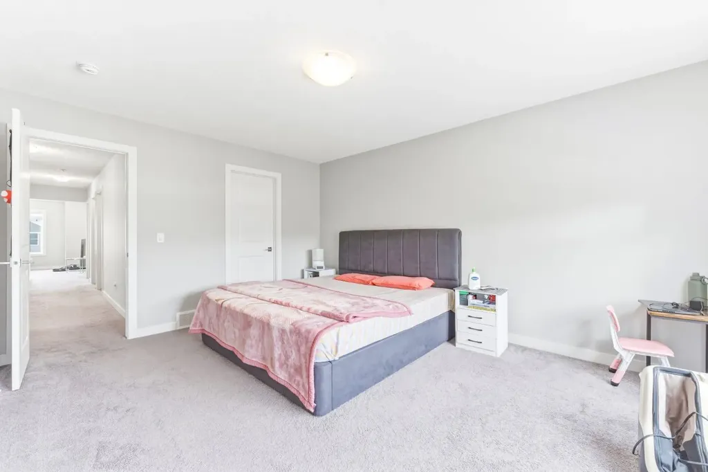 14 Belvedere Point SE Calgary AB T2A 7G1
