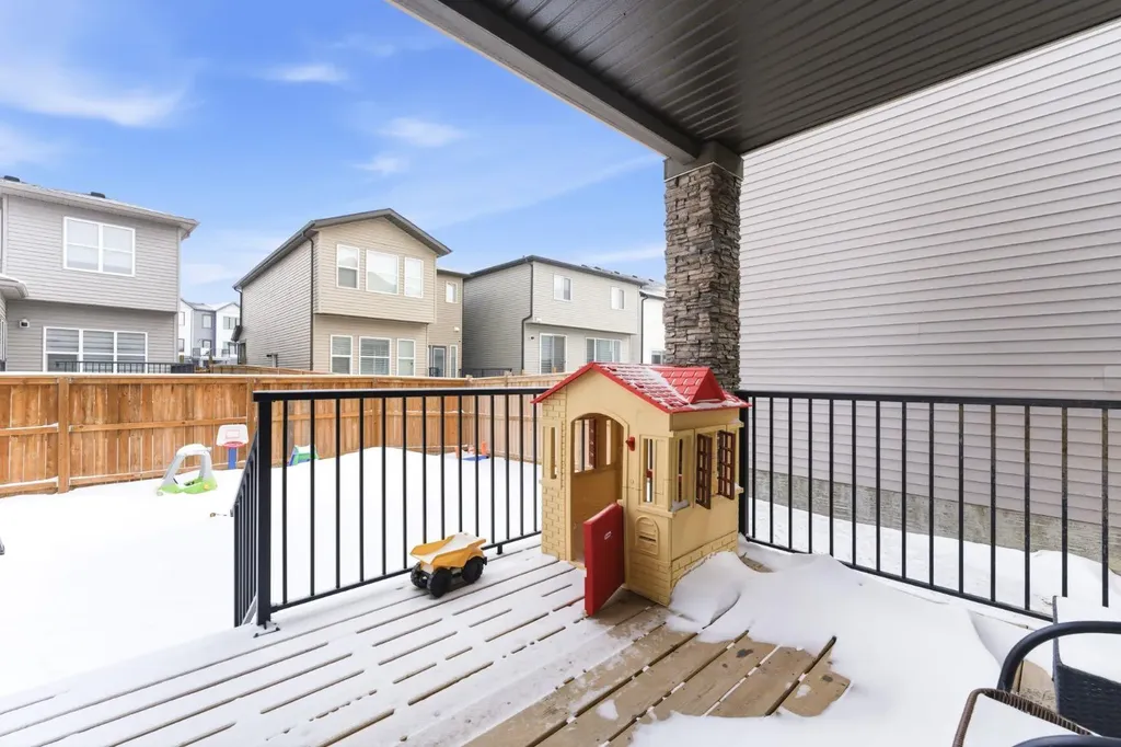 14 Belvedere Point SE Calgary AB T2A 7G1