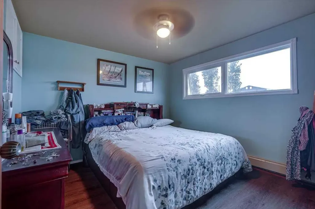 334078 Range Road 241 Rural Kneehill County AB T0M 2C0