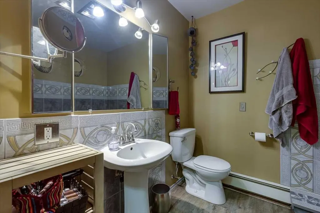 334078 Range Road 241 Rural Kneehill County AB T0M 2C0