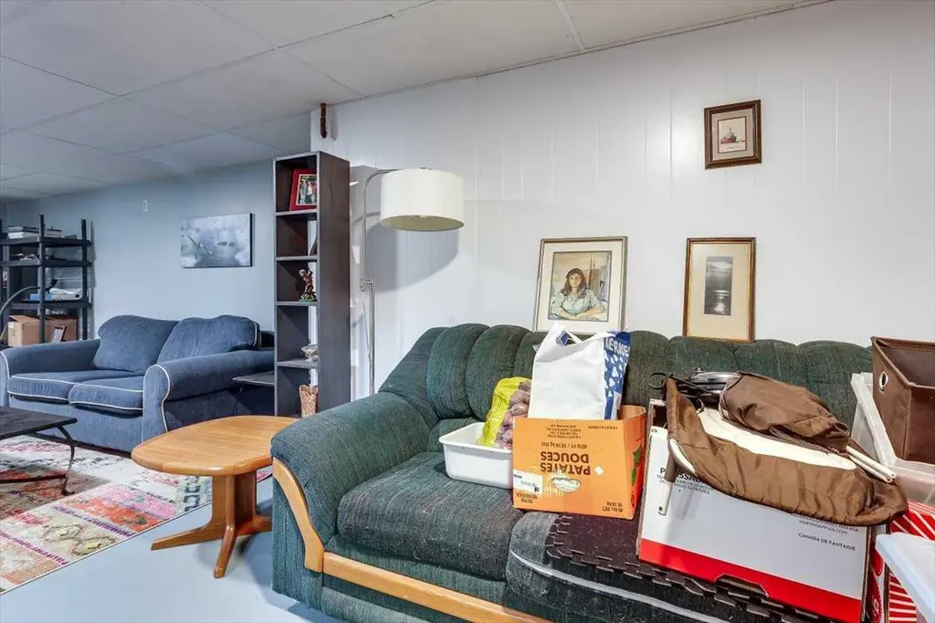 334078 Range Road 241 Rural Kneehill County AB T0M 2C0