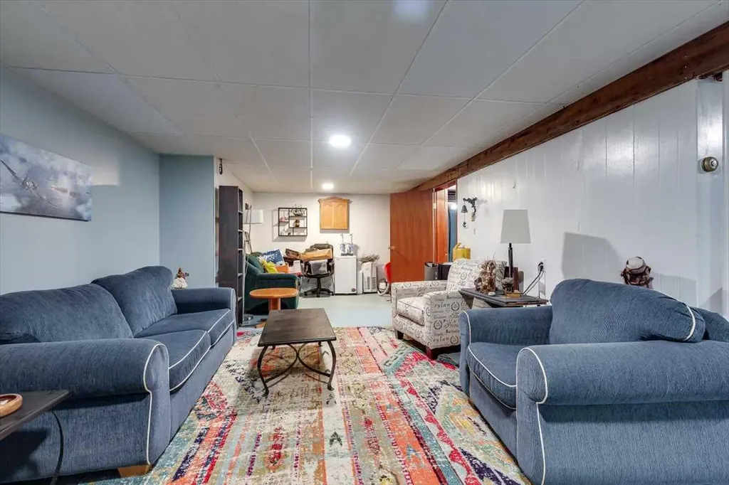 334078 Range Road 241 Rural Kneehill County AB T0M 2C0