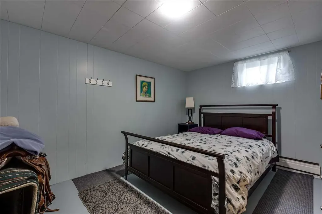 334078 Range Road 241 Rural Kneehill County AB T0M 2C0