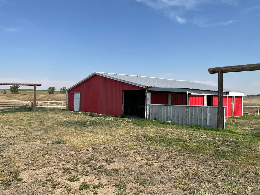 1600 Echo Dale Road SW Medicine Hat AB T1A8G8