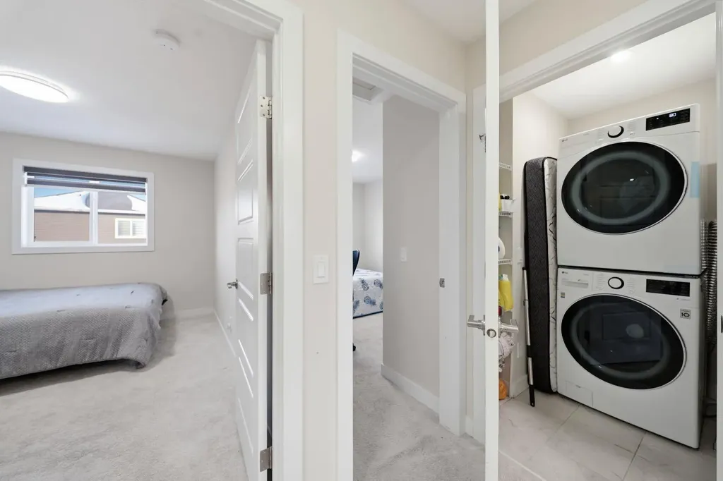 304 Creekrun Crescent SW Airdrie AB T4B5J8