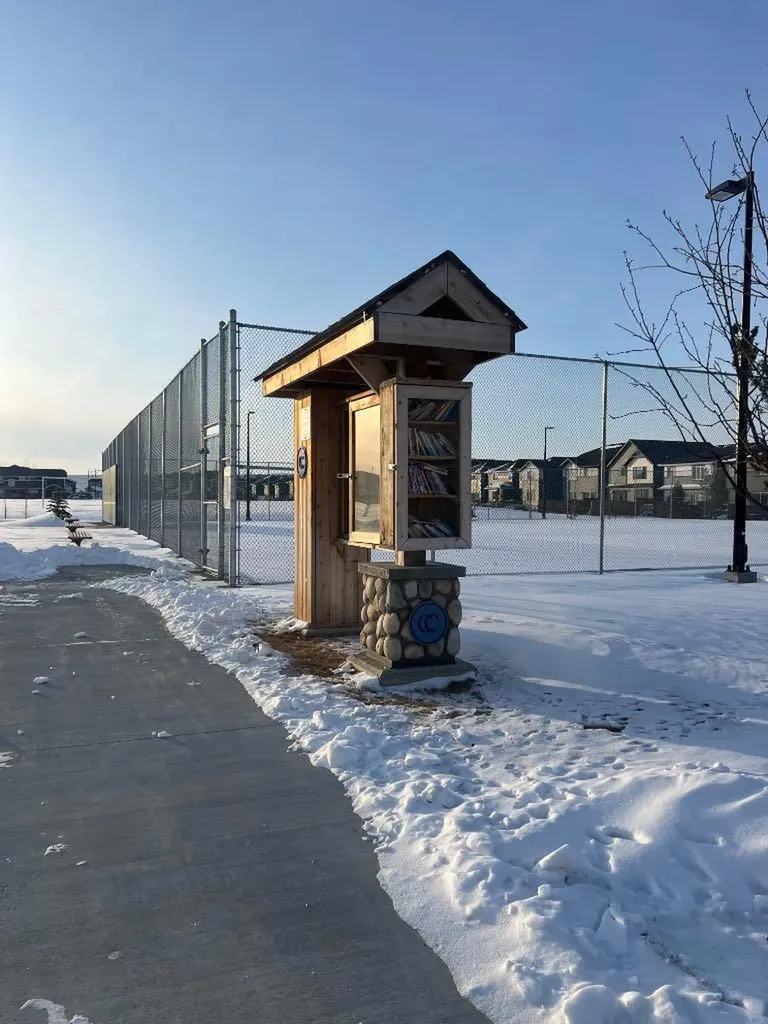 304 Creekrun Crescent SW Airdrie AB T4B5J8