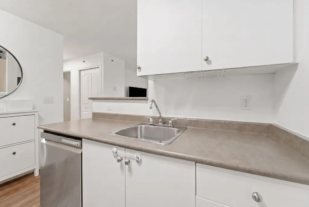 2395 Eversyde Avenue SW Calgary AB T2Y 0B4