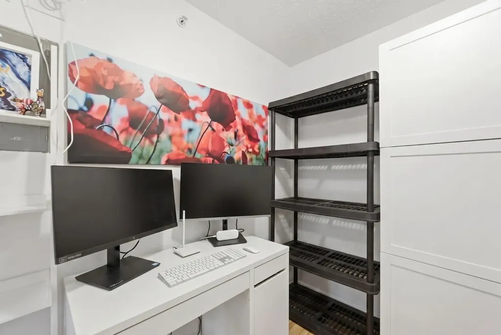 2395 Eversyde Avenue SW Calgary AB T2Y 0B4