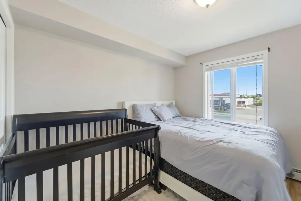 2395 Eversyde Avenue SW Calgary AB T2Y 0B4