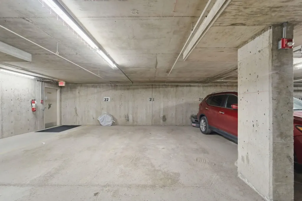 2395 Eversyde Avenue SW Calgary AB T2Y 0B4