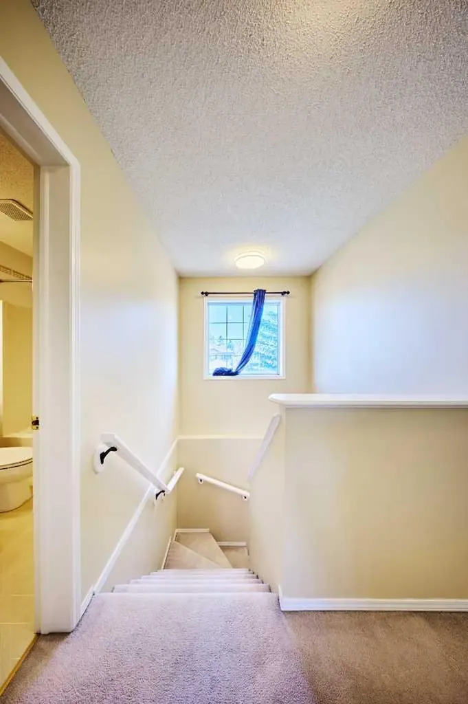 215 Coventry Green NE Calgary AB T3K 4M4