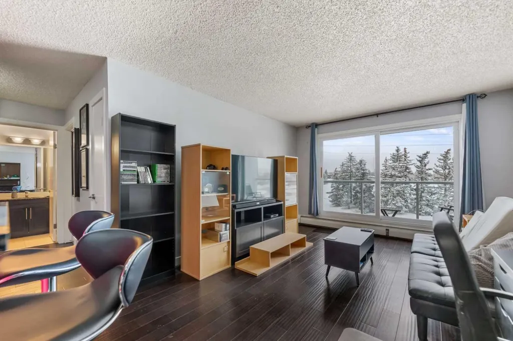 4455A Greenview Drive NE Calgary AB T2E 6M1