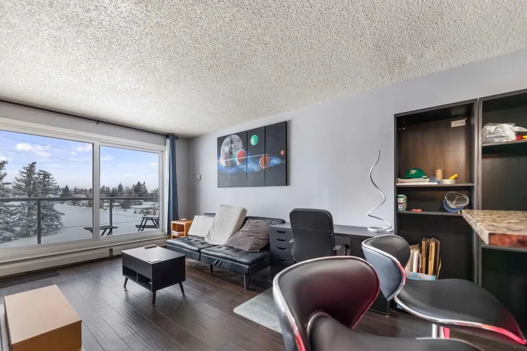 4455A Greenview Drive NE Calgary AB T2E 6M1
