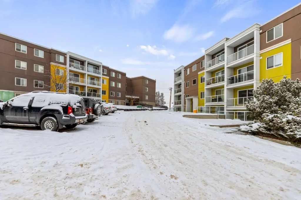 4455A Greenview Drive NE Calgary AB T2E 6M1
