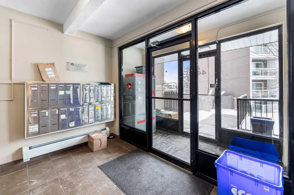 4455A Greenview Drive NE Calgary AB T2E 6M1