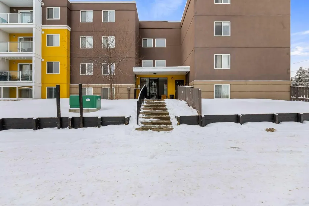 4455A Greenview Drive NE Calgary AB T2E 6M1