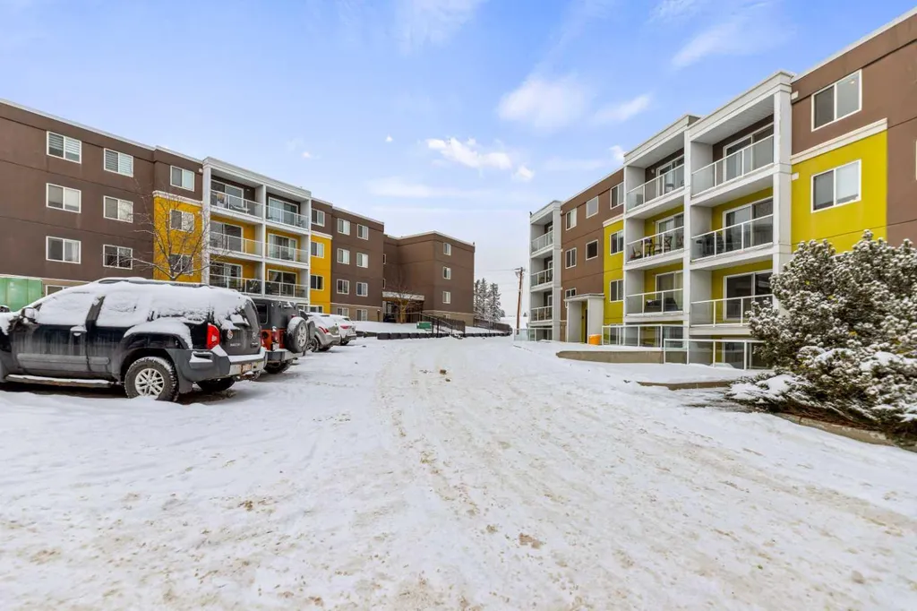 4455A Greenview Drive NE Calgary AB T2E 6M1